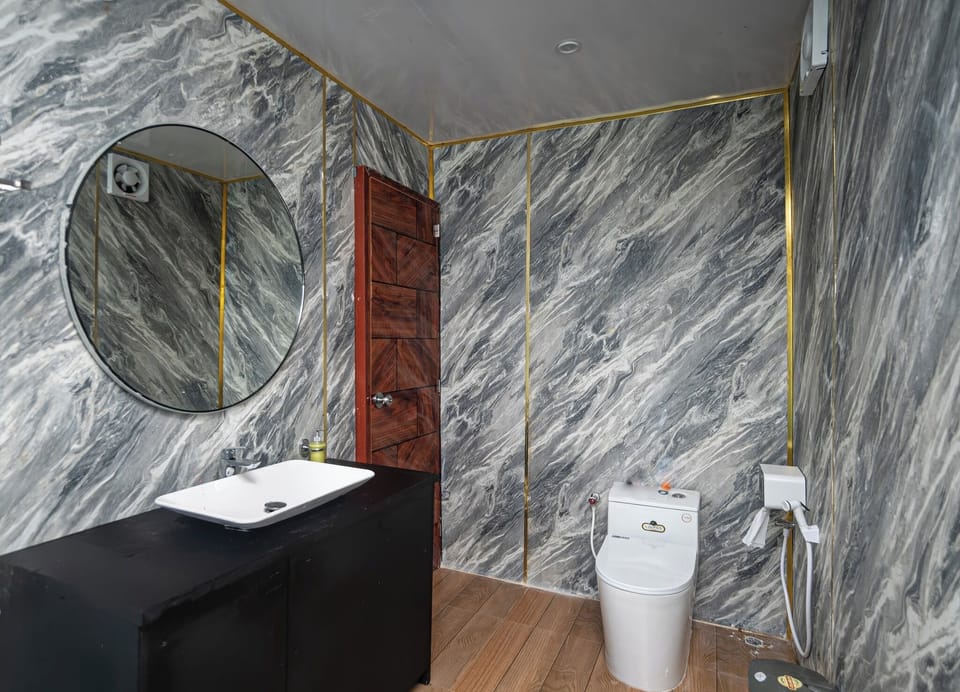 Luxury Villa, Hill View | Bathroom | Free toiletries, towels, soap, shampoo