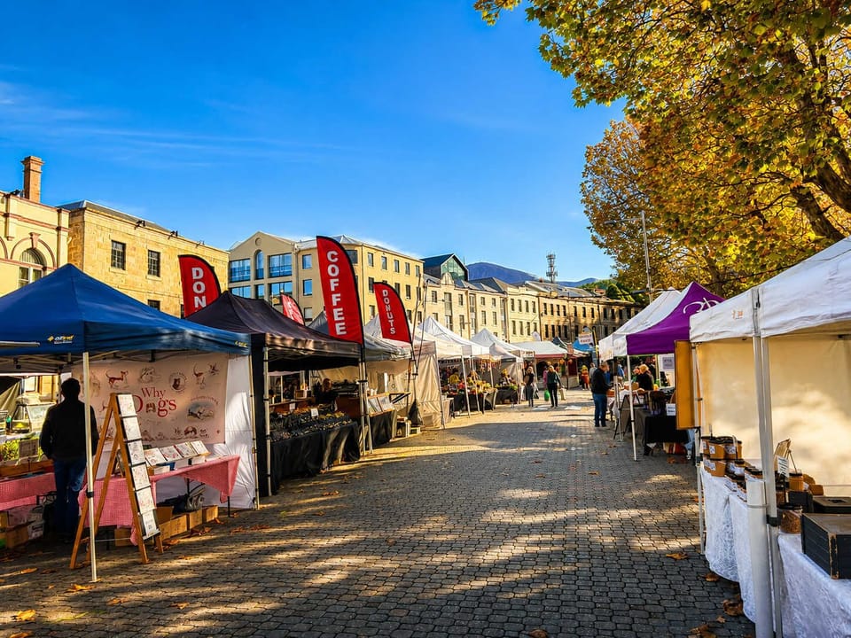 Salamanca Market is just a short stroll away. Explore local produce, artisan stalls, live entertainment and the vibrant atmosphere every Saturday.