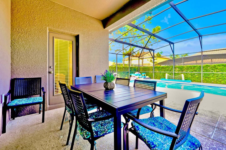 Luxury Private pool at the house with out door dinning  with lounge charis