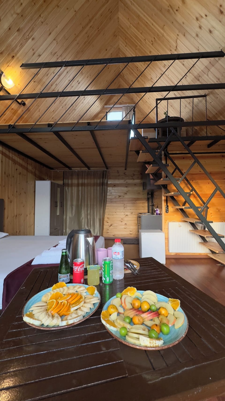 Bungalow, Mountain View | In-room dining