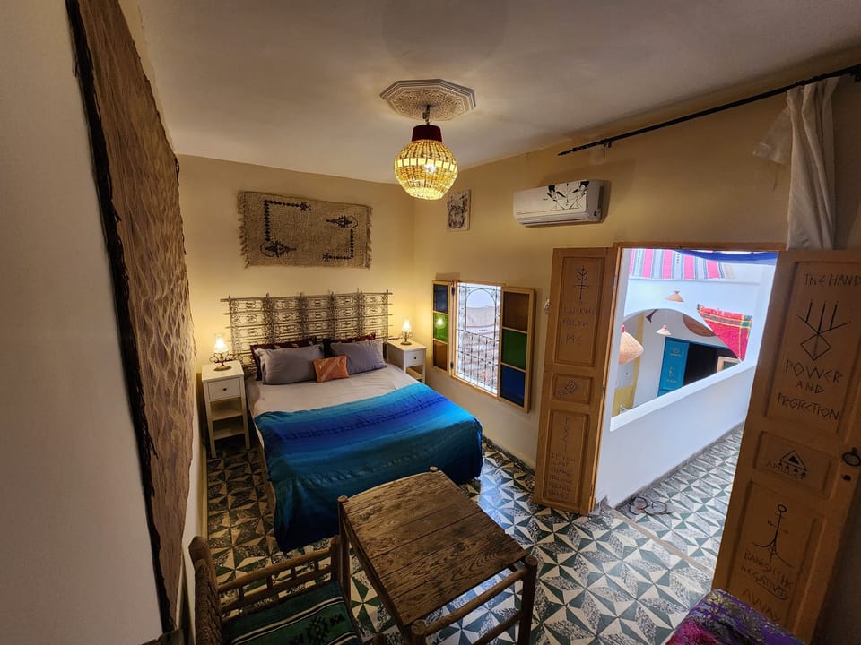 Deluxe House, City View | Egyptian cotton sheets, premium bedding, memory foam beds, cribs (free)