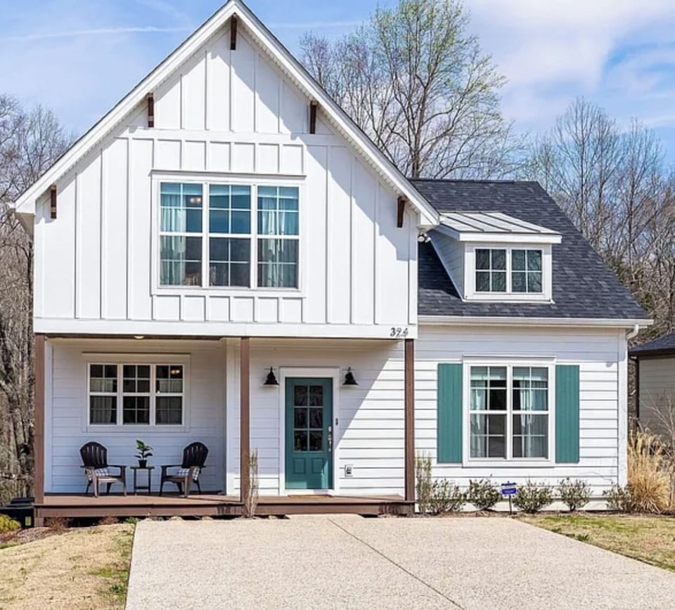 Welcome to 324 Evans Drive!