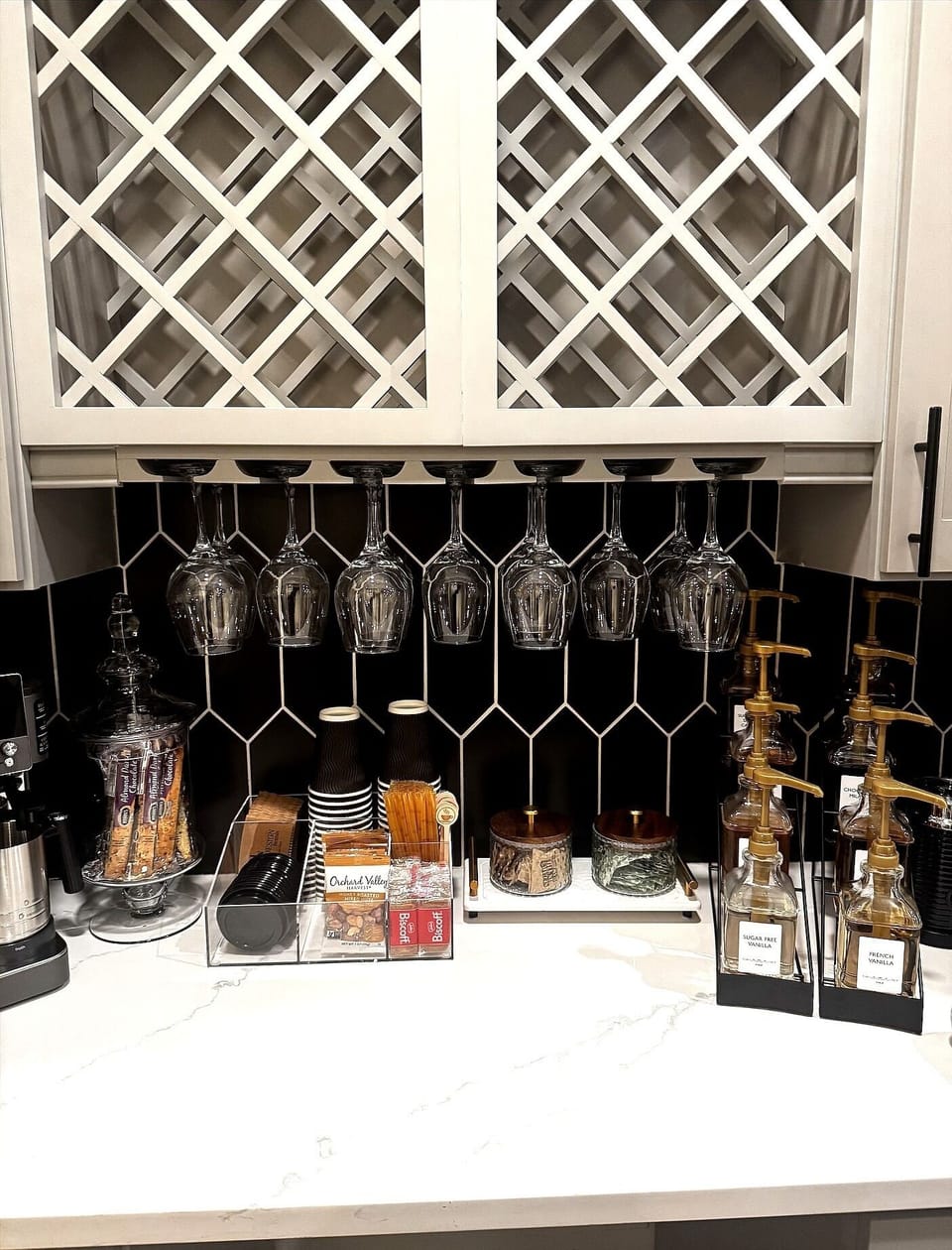 Snacks and elegant touches that make every sip feel special!