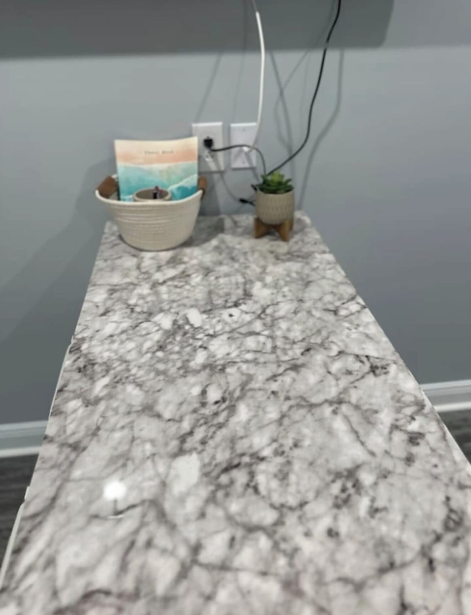 Deluxe Studio Suite, Balcony, Canal View | Free WiFi