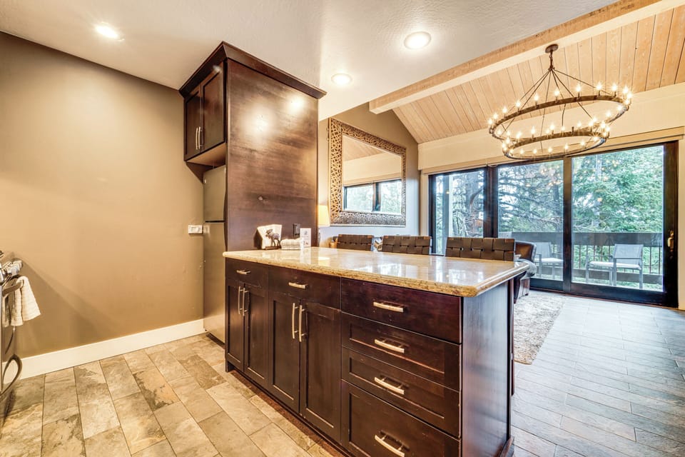 Apartment (0 Bedroom) | Interior