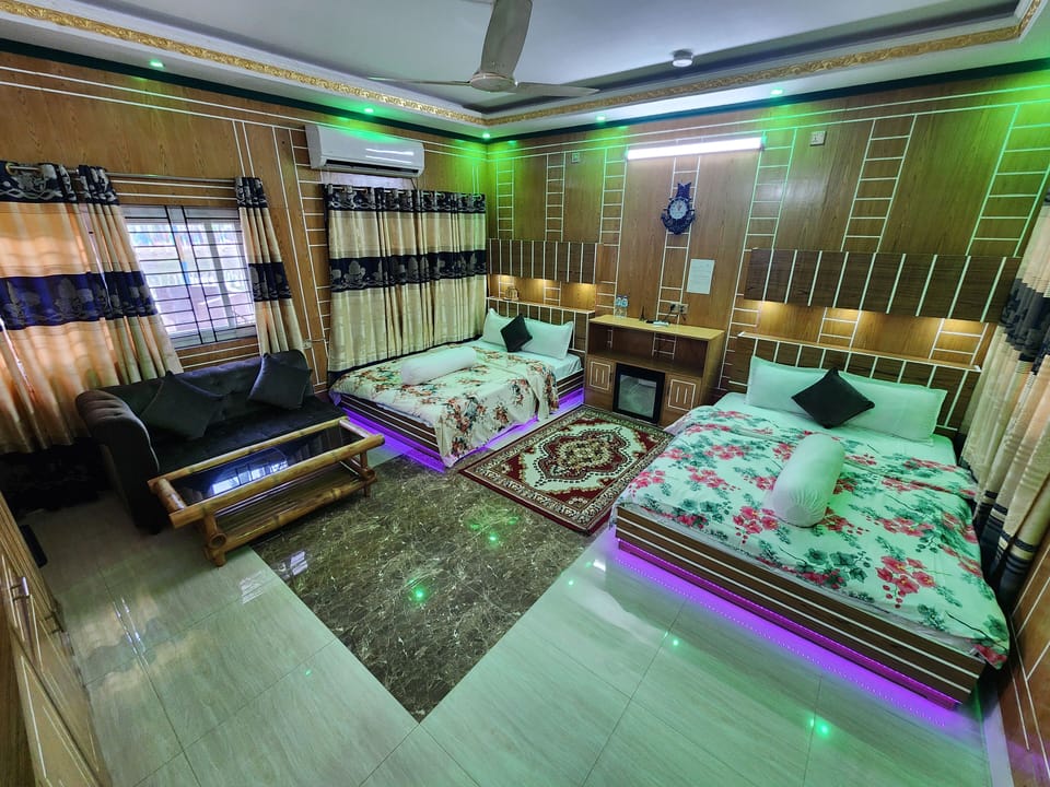 Comfort Double Room, Balcony, Pool View | Desk, laptop workspace