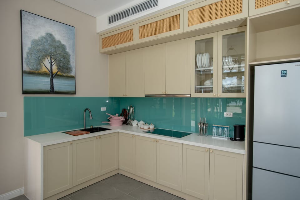 Deluxe Villa, 2 Bedrooms, Ocean View, Beachfront | Private kitchen | Fridge, microwave, oven, cookware/dishes/utensils
