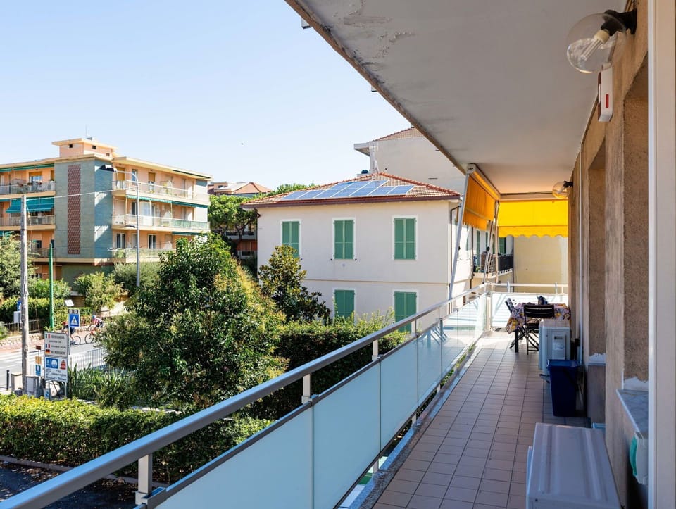 Balcony, Apartment, Condominium, Porch, Handrail, Fence, Awning