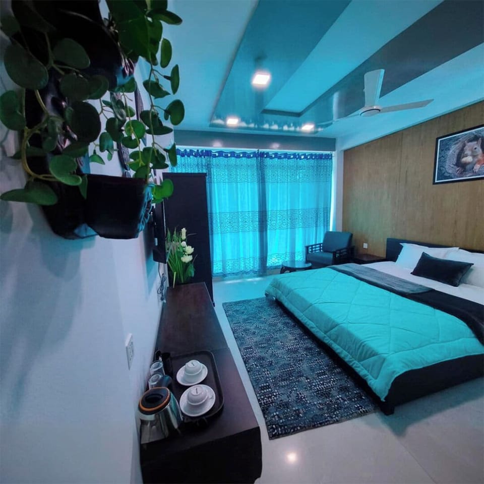 Standard Twin Room | Desk, free WiFi, bed sheets