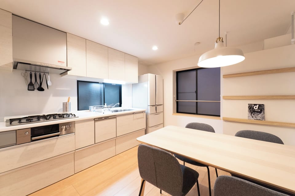 Family Villa, 3 Bedrooms, Balcony, City View | In-room dining