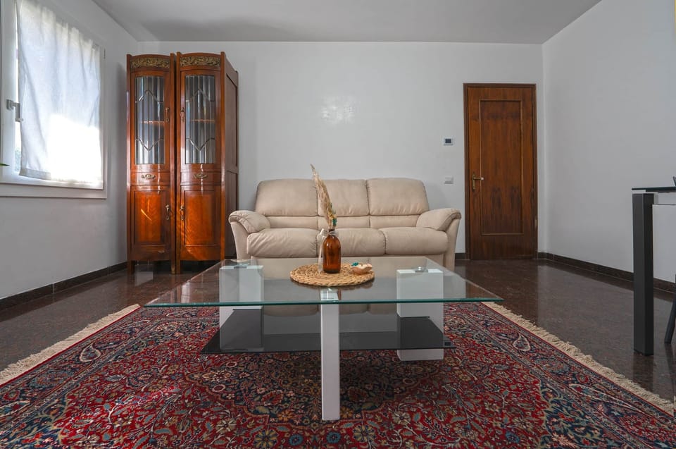 Living room 2