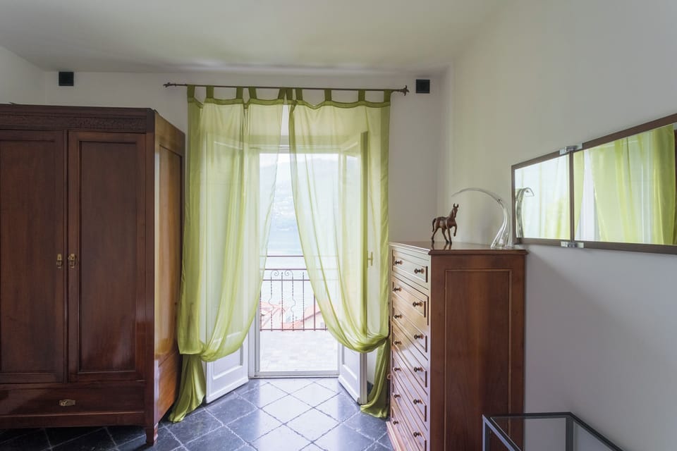 Apartment (1 Bedroom) | 1 bedroom, iron/ironing board, cribs/infant beds, bed sheets
