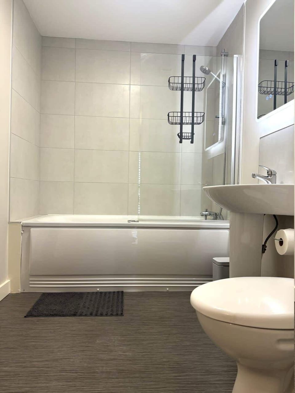 6 Person Occupancy