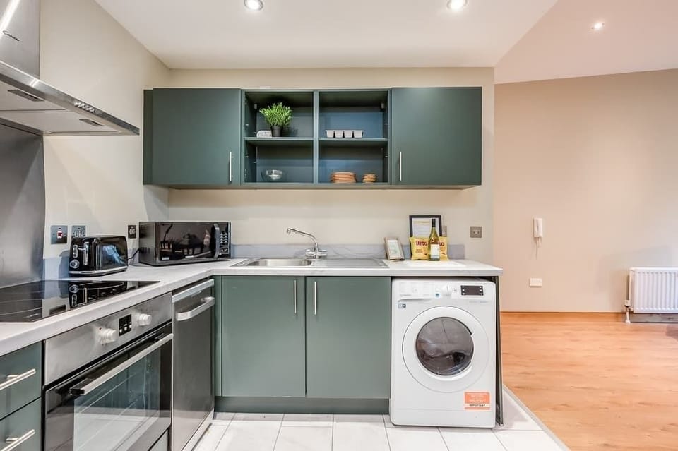147 Victoria Place - 3 Bed Family 
