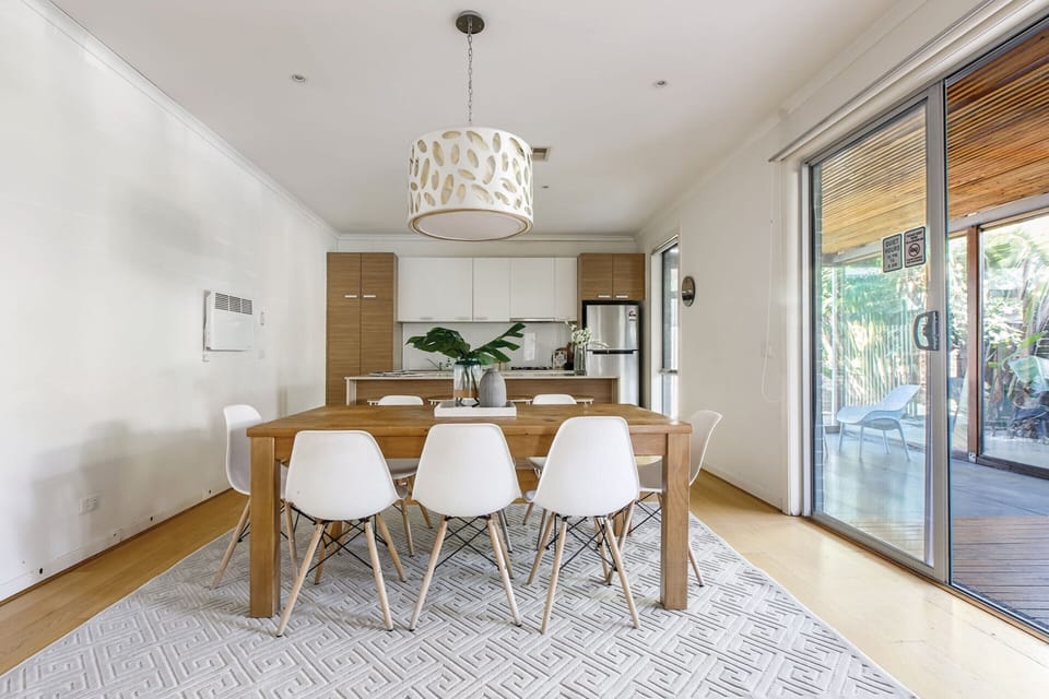 Apartment | Dining