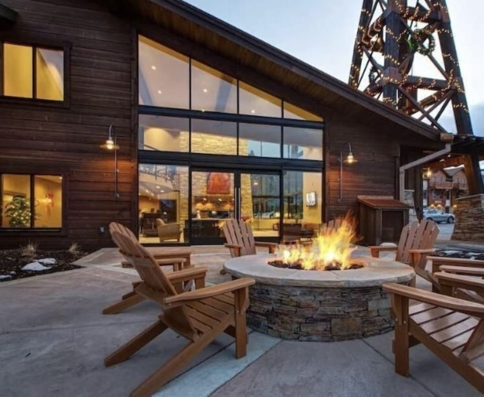 Common firepit for guest use