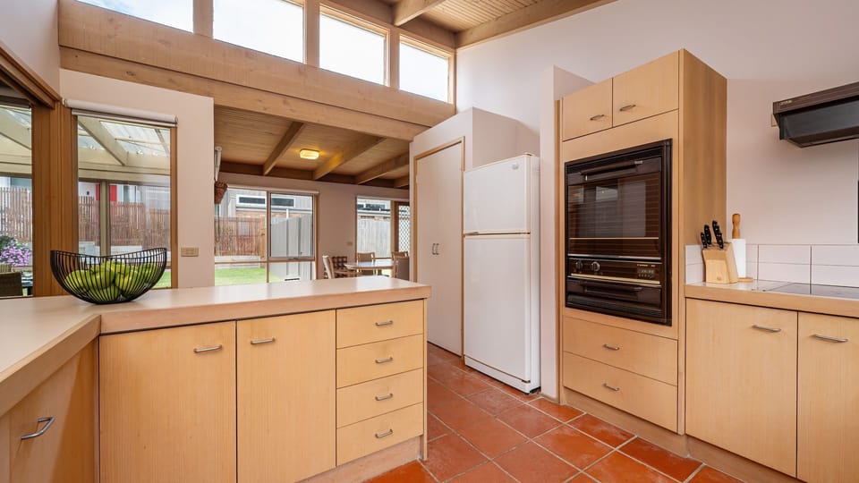 Queens Beach Retreat Kitchen Area 