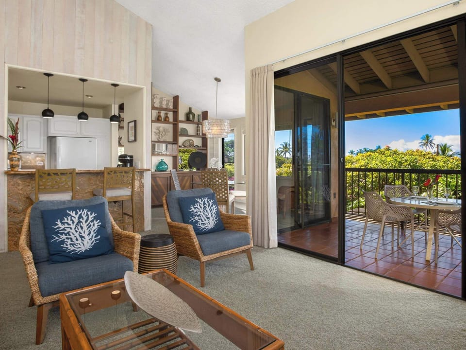 Living Room and Lanai View