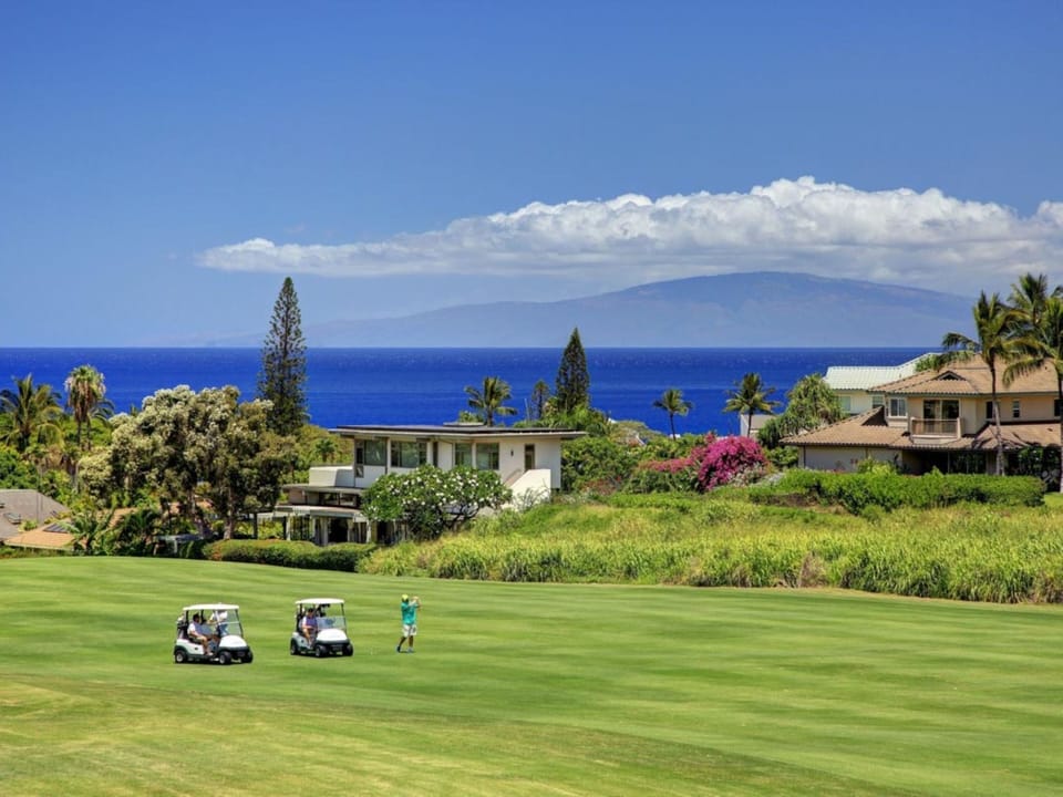 Be one of the first golfers on the course each morning with our close proximity to the golf course.
