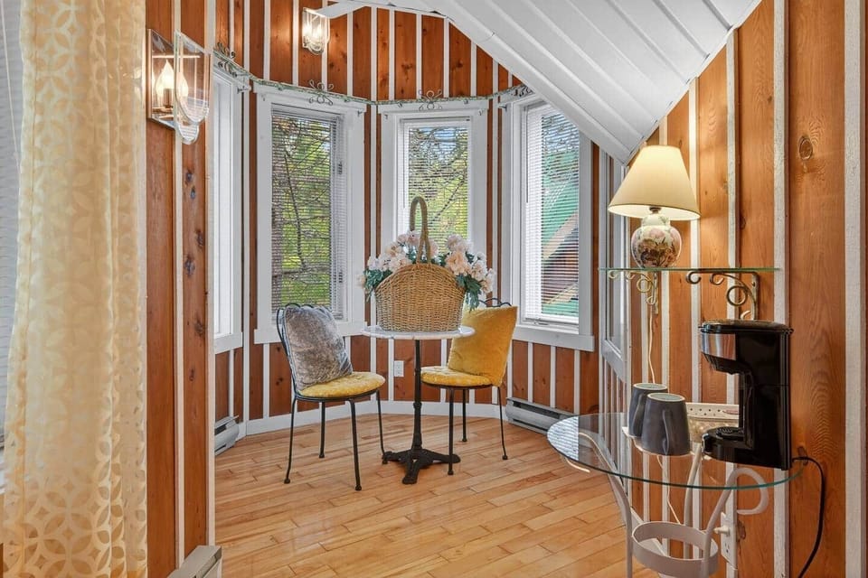 Small reading space