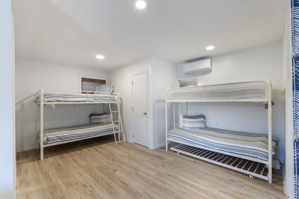 Newly Renovated: Bungalow