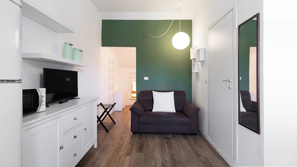Apartment (0 Bedroom) | Interior