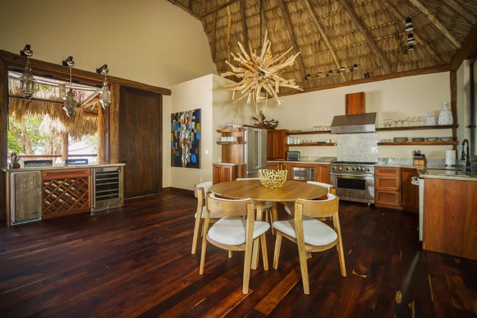 All-Inclusive Sapodilla Private Island (4959)