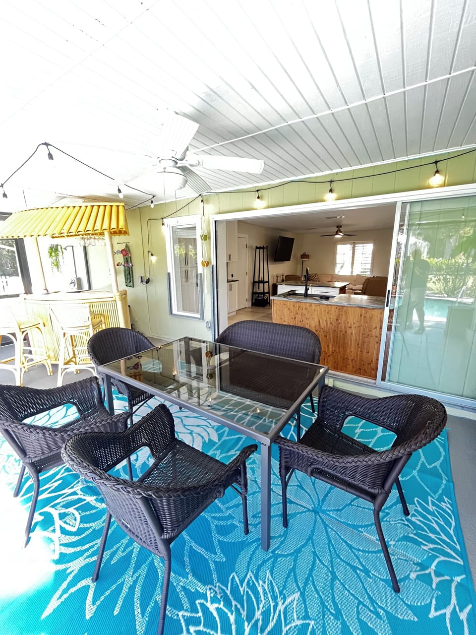 Screened outdoor seating