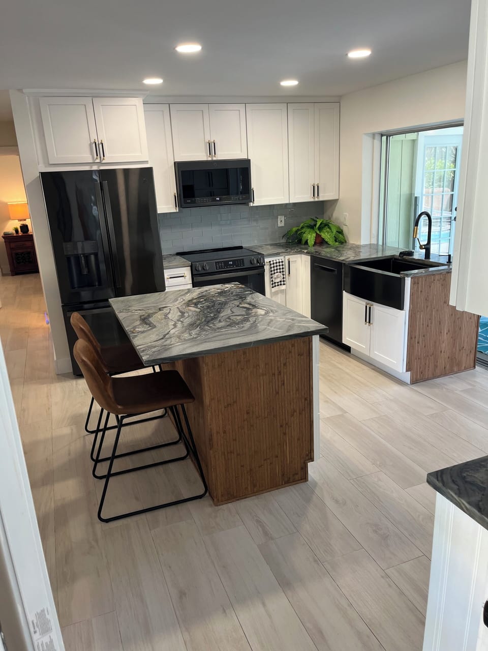 Full Kitchen
