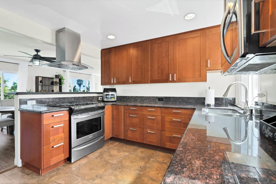 Fully equipped kitchen ready