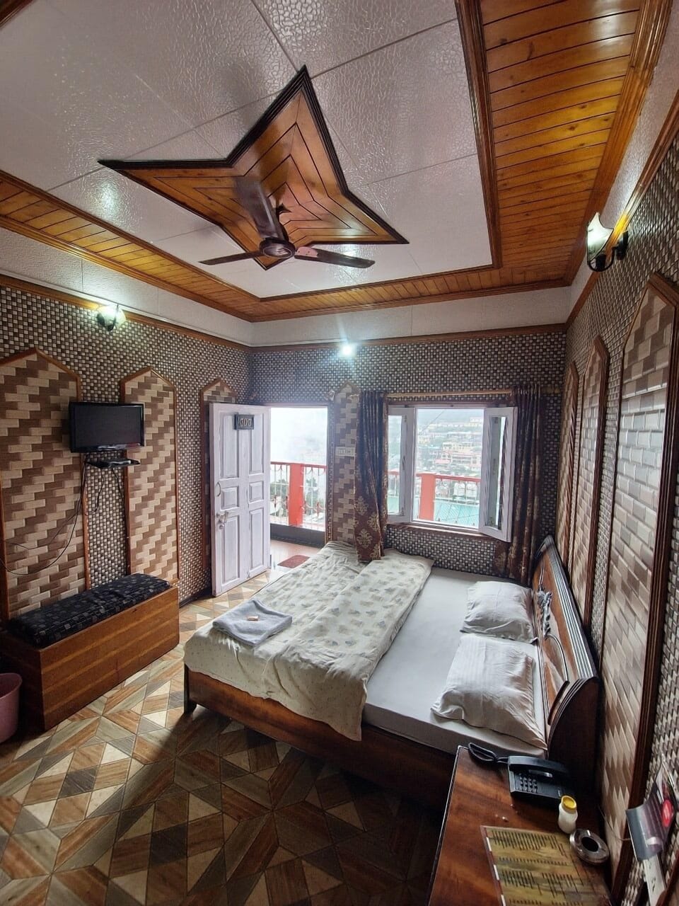Standard Room | Free WiFi