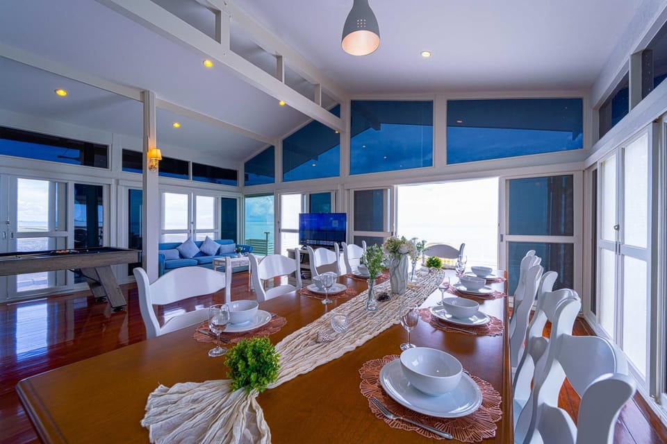 Villa, Ocean View | Dining room