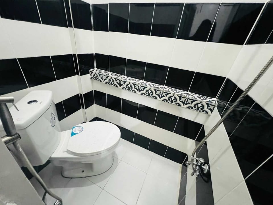 Deluxe Double Room | Bathroom