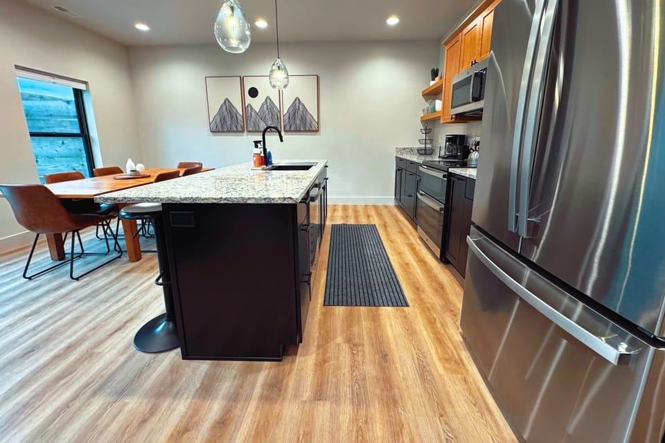 From the stainless steel appliances to the wide array of cookware, this kitchen has everything you'll need to whip up meals for the whole group.