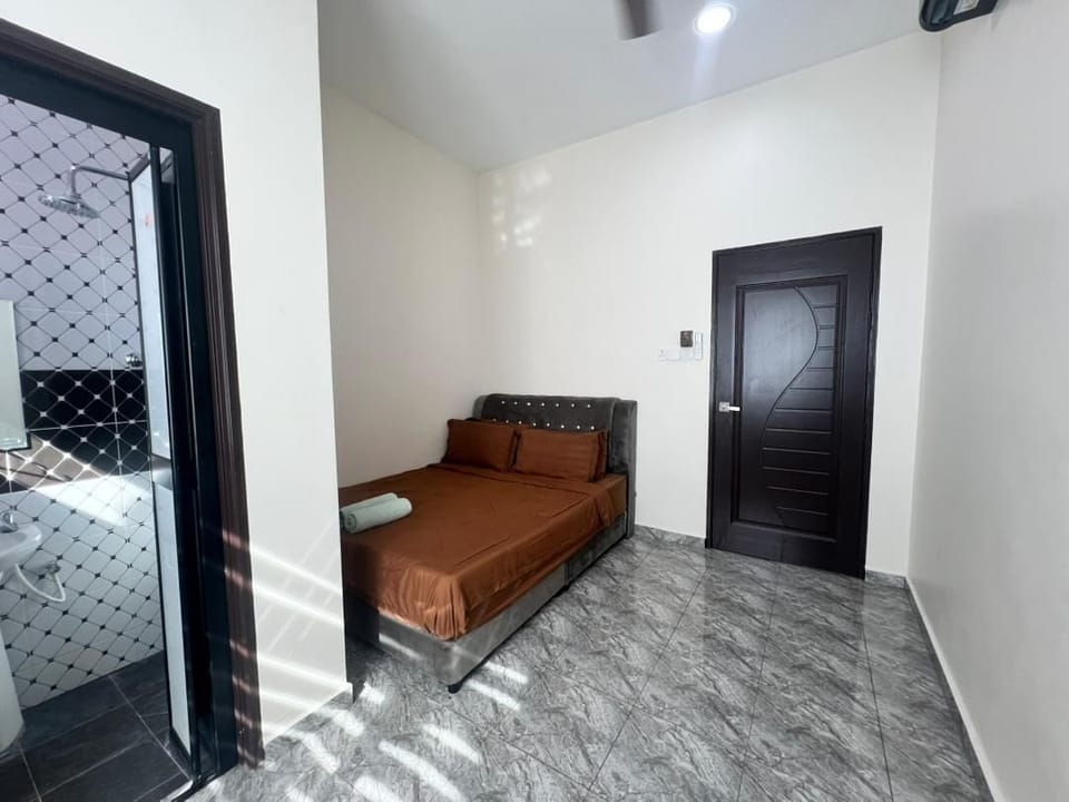 Deluxe Double Room | WiFi (free), bed sheets