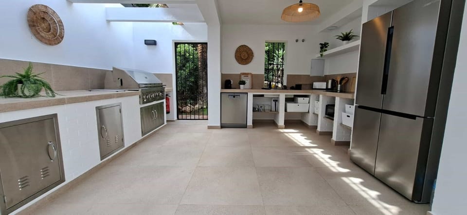 House | 7 bedrooms