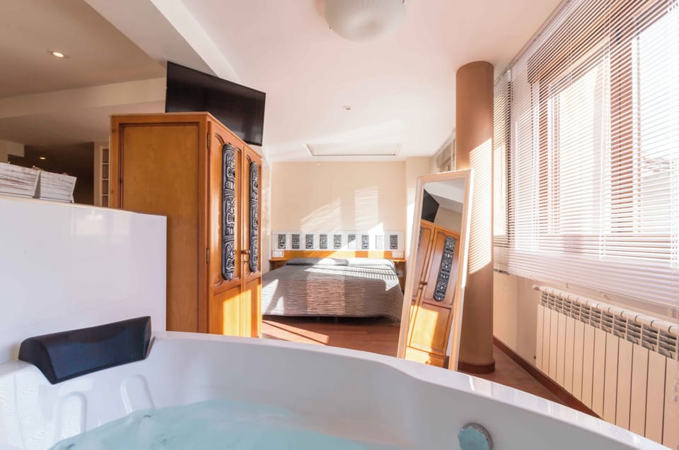 Luxury Studio Suite | WiFi (free)