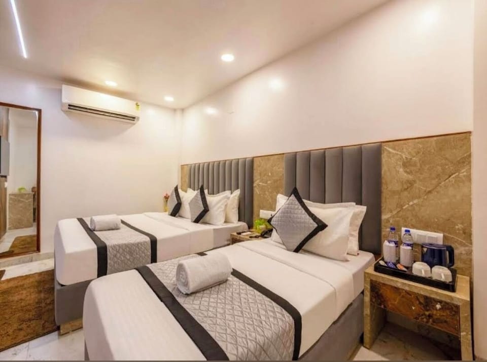 Double or Twin Room, Balcony, City View | Free WiFi