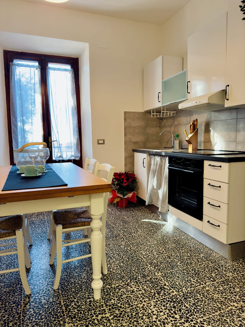 Family Apartment, Balcony, Garden View | Living area | TV
