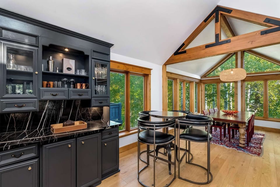 Additional table with seating