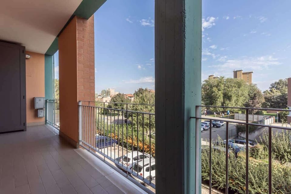 second balcony