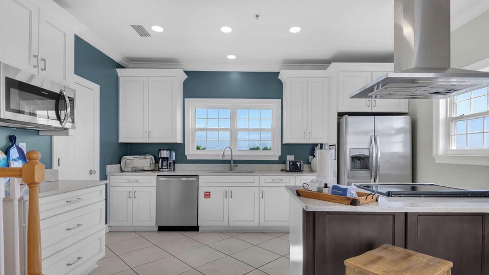 PPPP - Summertowne 10 | Kitchen Area