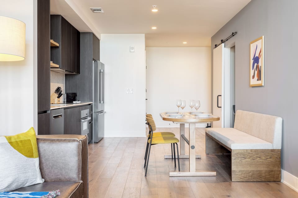 With a dining area.