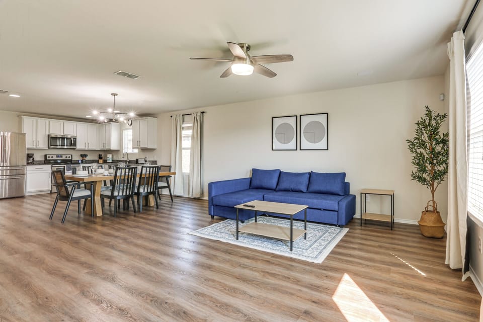 House (4 Bedrooms) | Interior