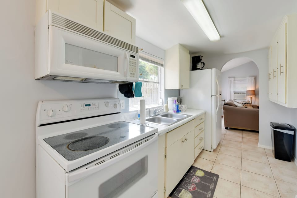 Apartment (1 Bedroom) | Interior