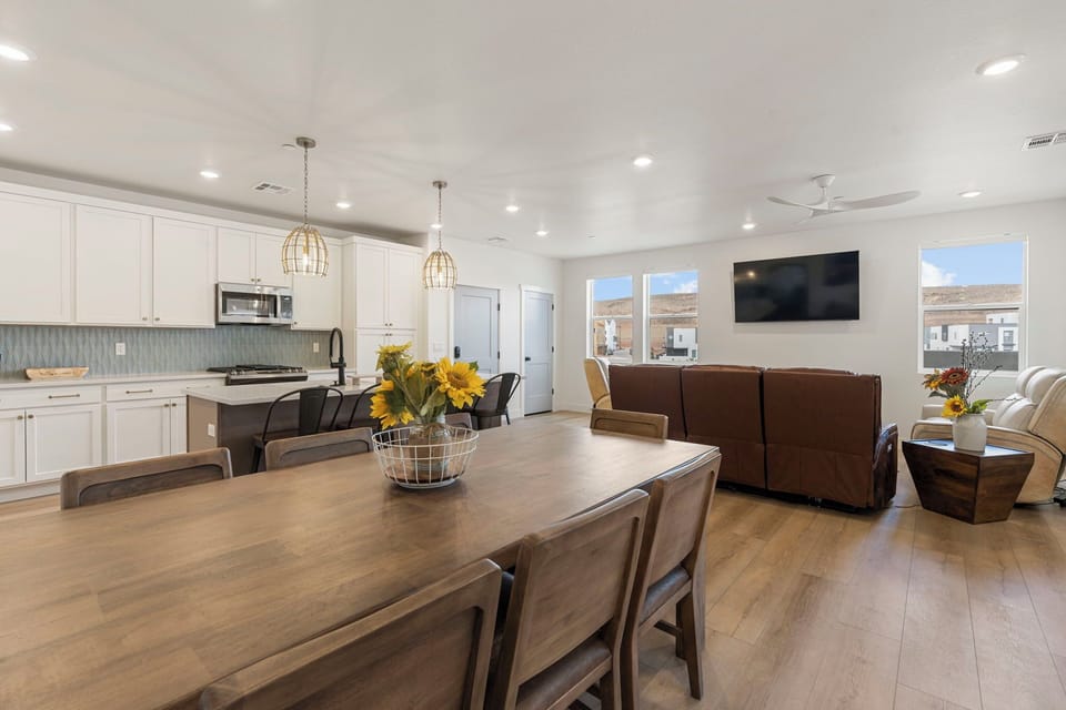 Fully Equipped Kitchen + Dining Table