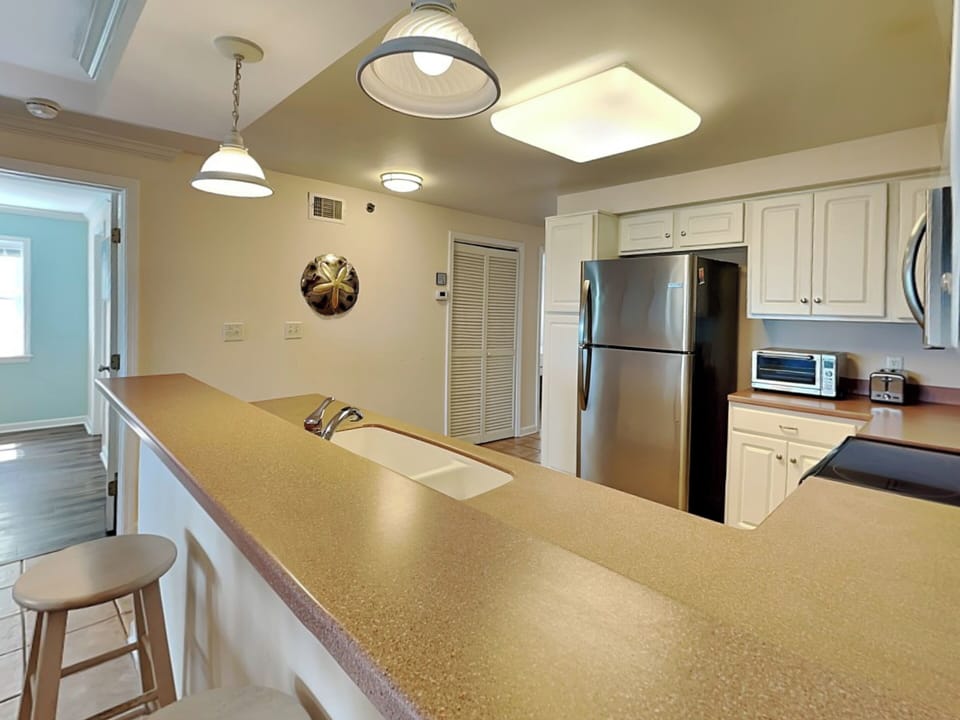 Full Kitchen