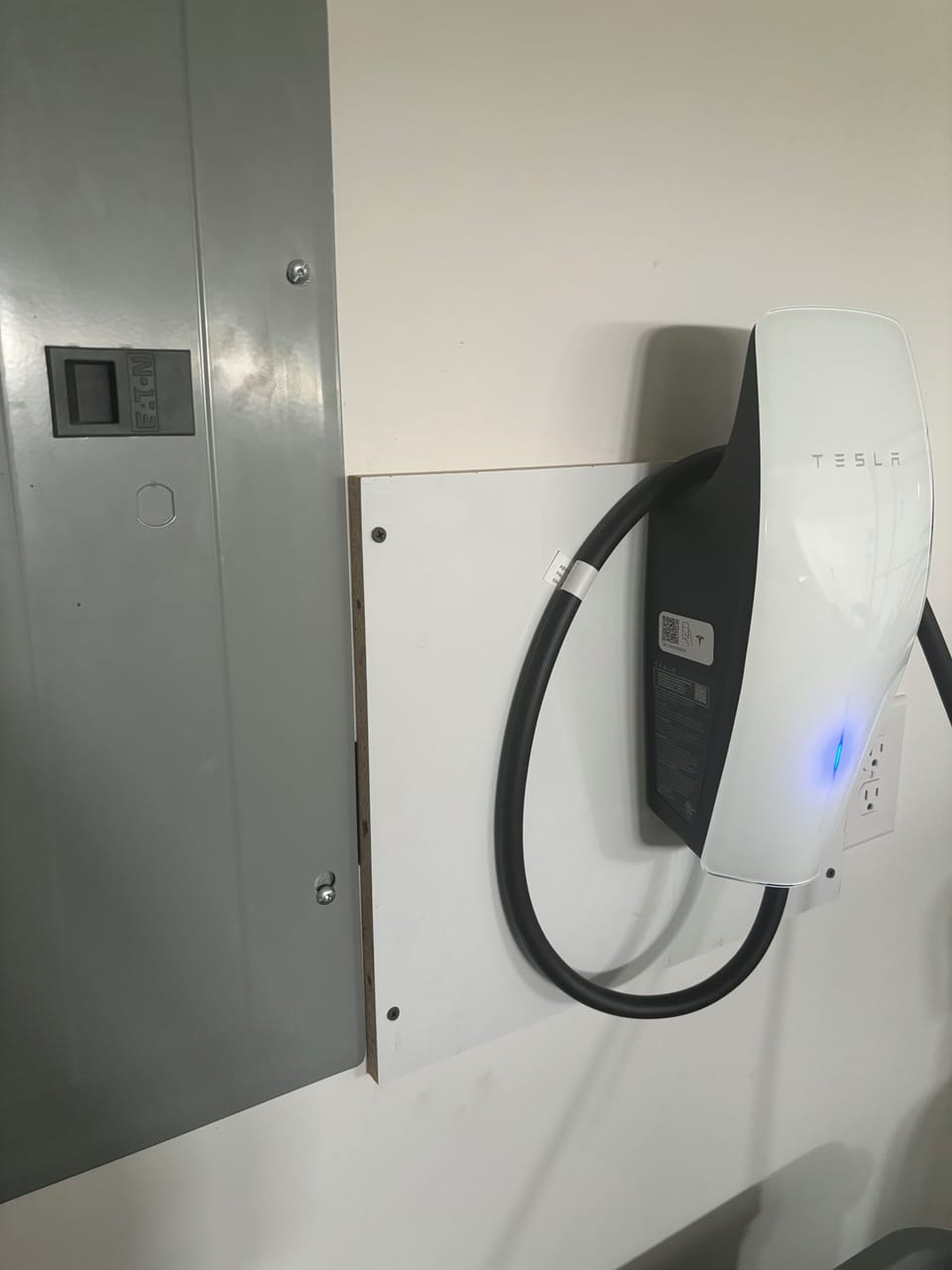 Tesla Charger