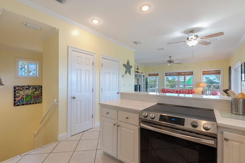 Modern & Fully Equipped