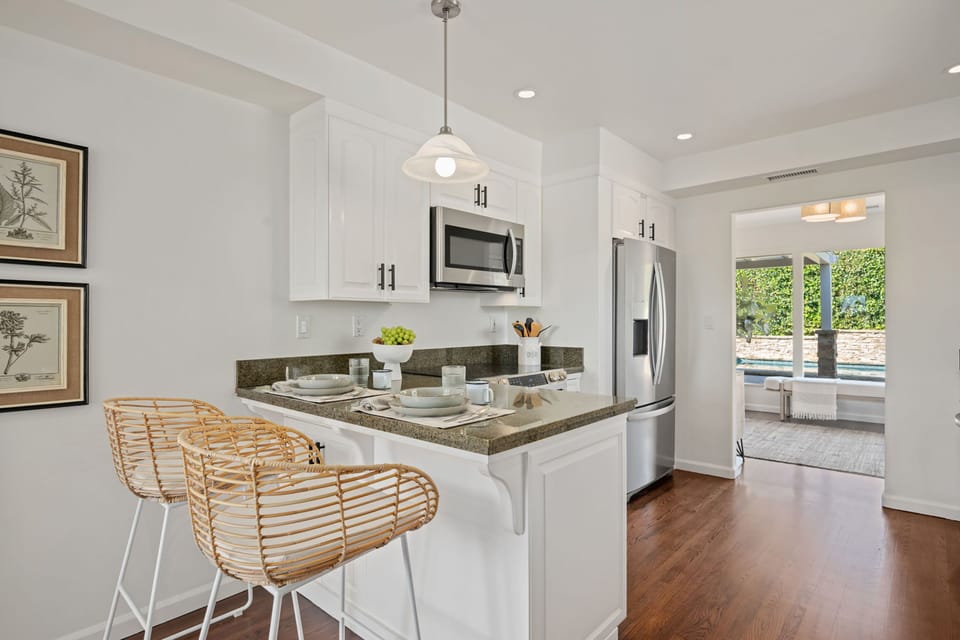 Breakfast Bar
